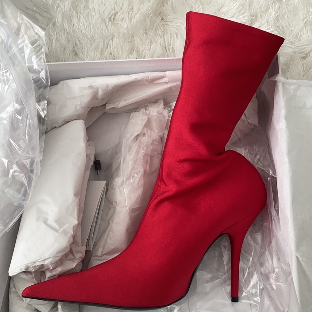 New balenciaga red boot size 40